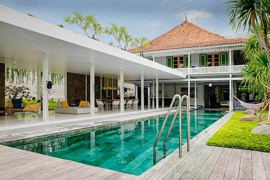 Pool and Villa feature